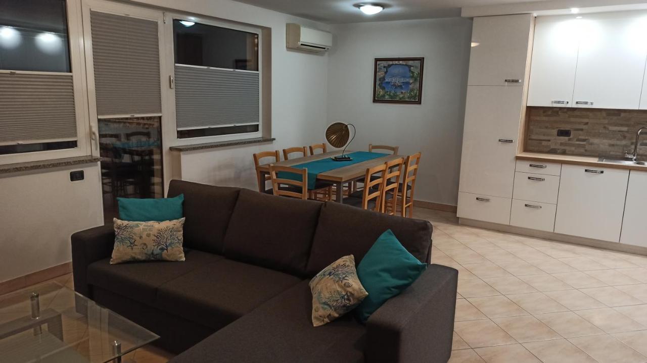 Apartma Apollonio Crni Kal Exterior photo