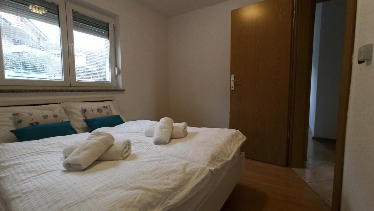 Apartma Apollonio Crni Kal Exterior photo
